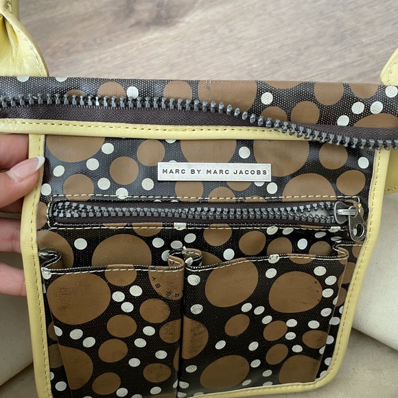 Marc Jacobs Unique Spotted Shoulder Tote - Picture 6 of 8